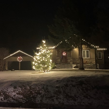 Installation lumieres de noel a st faustin lac carre